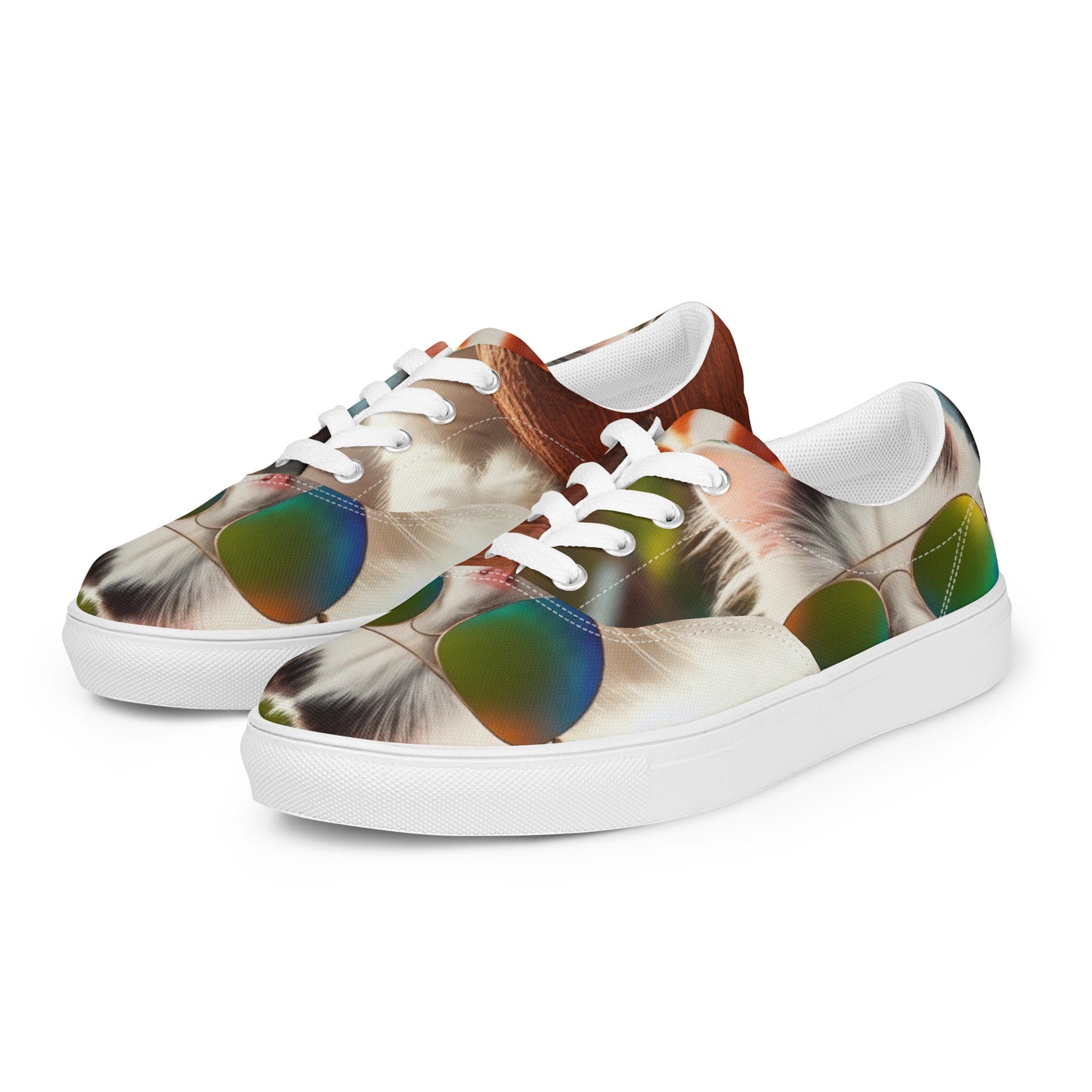 Women’s lace-up canvas shoes