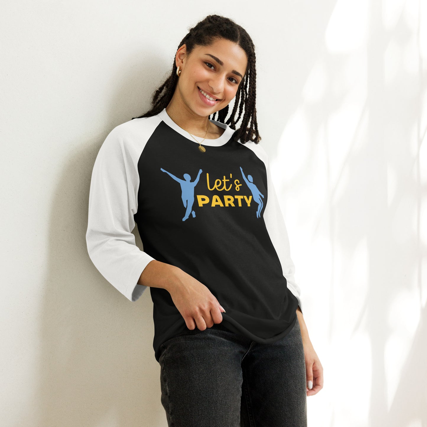 3/4 sleeve raglan shirt